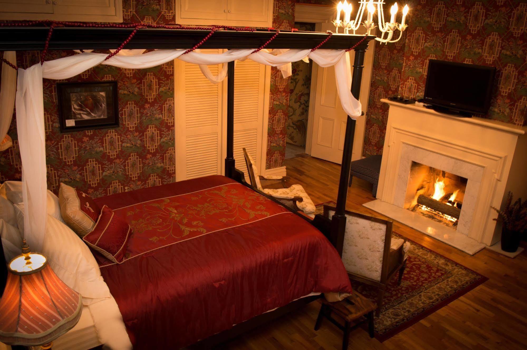 Silver Heart Inn & Cottages インディペンデンス エクステリア 写真