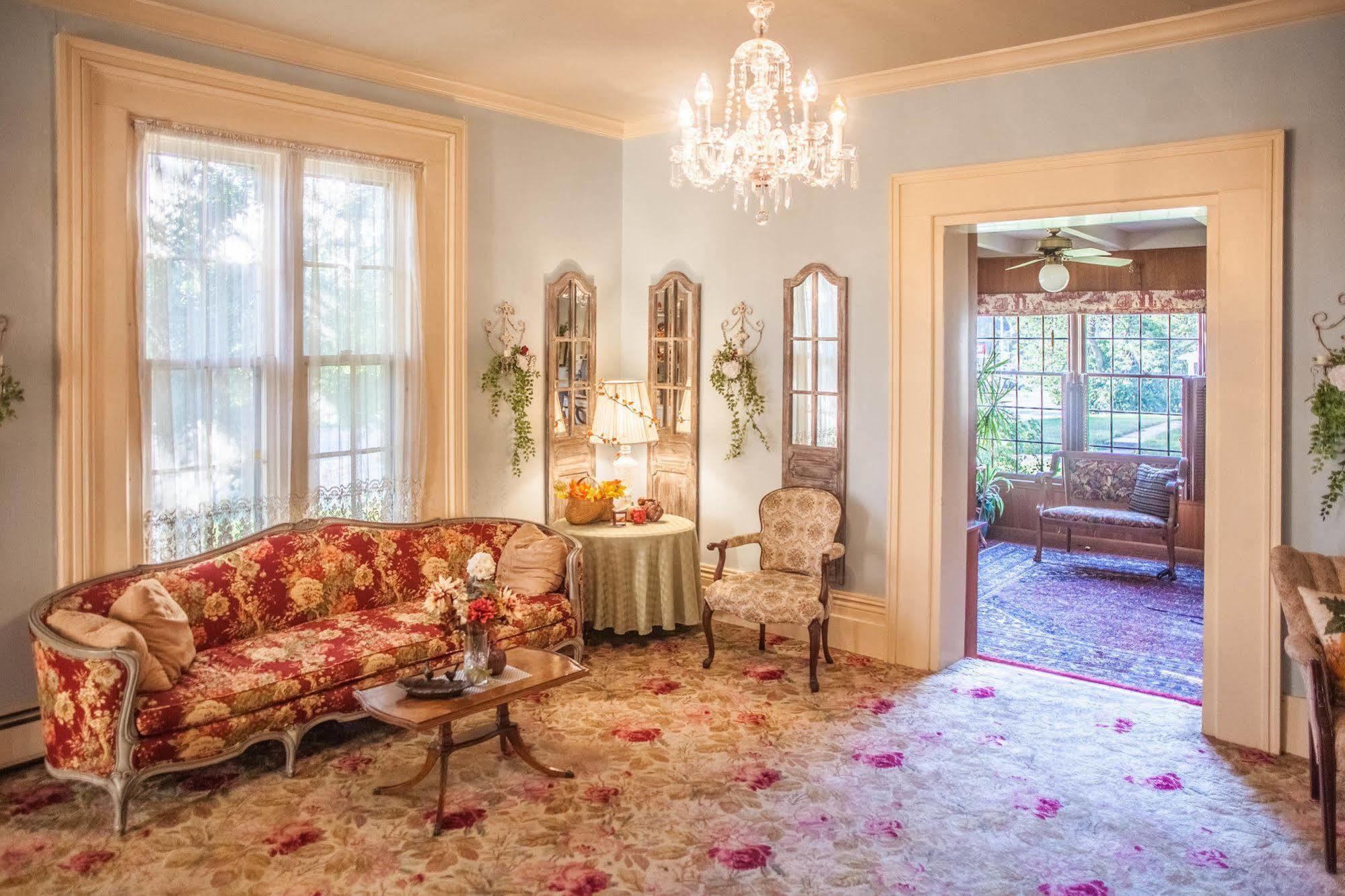 Silver Heart Inn & Cottages インディペンデンス エクステリア 写真